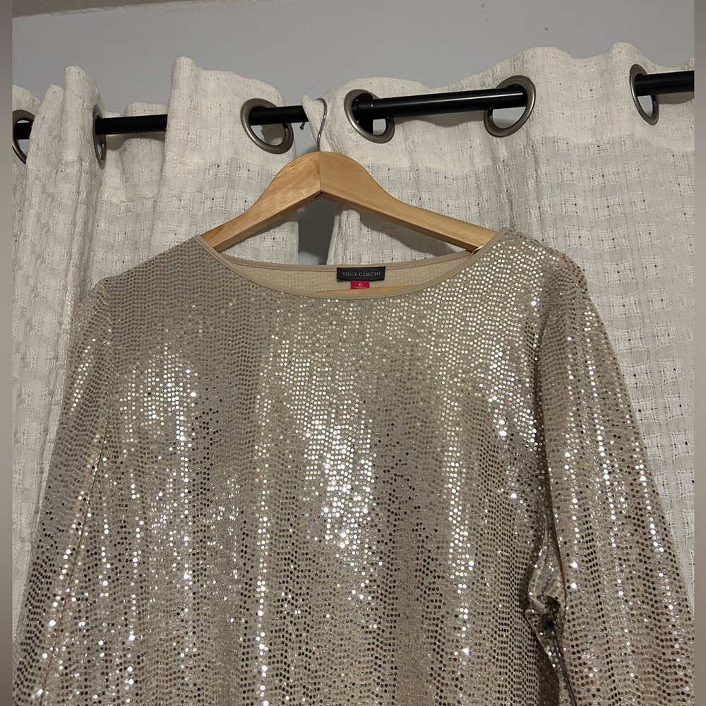 Women’s Vince Camuto Sequence Blouse - Picture 2 of 3